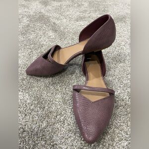 Journee Collection Women's Textured Flats in Mauve